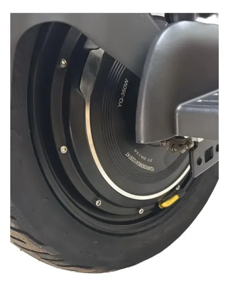 Yoo Mobility Y200 vista completa — veículo elétrico autopropelido aro 14 preto com 2 assentos